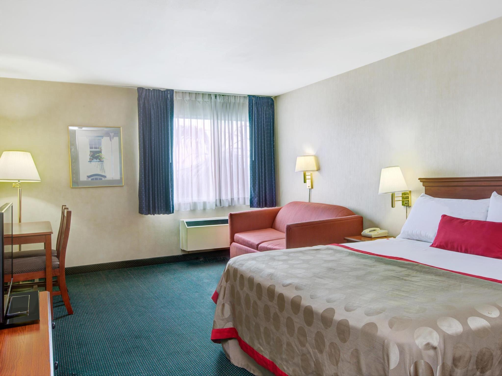 Ramada by Wyndham Hawthorne/LAX Ideally located in the LAX – Los Angeles International Airport area, Ramada Hawthorne/Lax promises a relaxing and wonderful visit. Featuring a satisfying list of amenities, guests will find their st