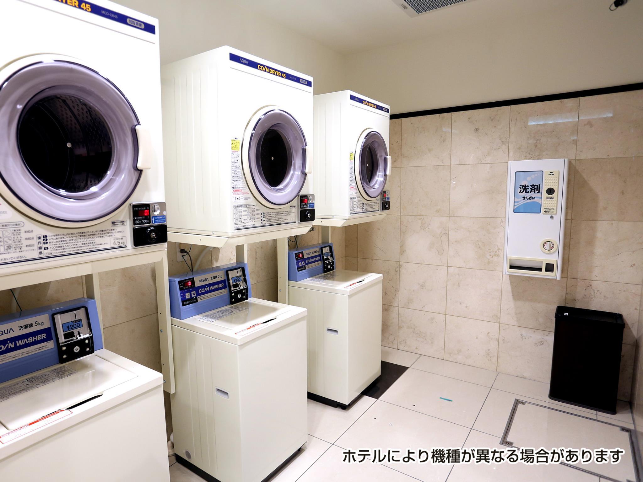 Toyoko Inn Tsu-Eki Nishi-Guchi Toyoko Inn Tsu-Eki Nishi-Guchi is conveniently located in the popular Tsu area. The property offers a wide range of amenities and perks to ensure you have a great time. Free Wi-Fi in all rooms, laundr