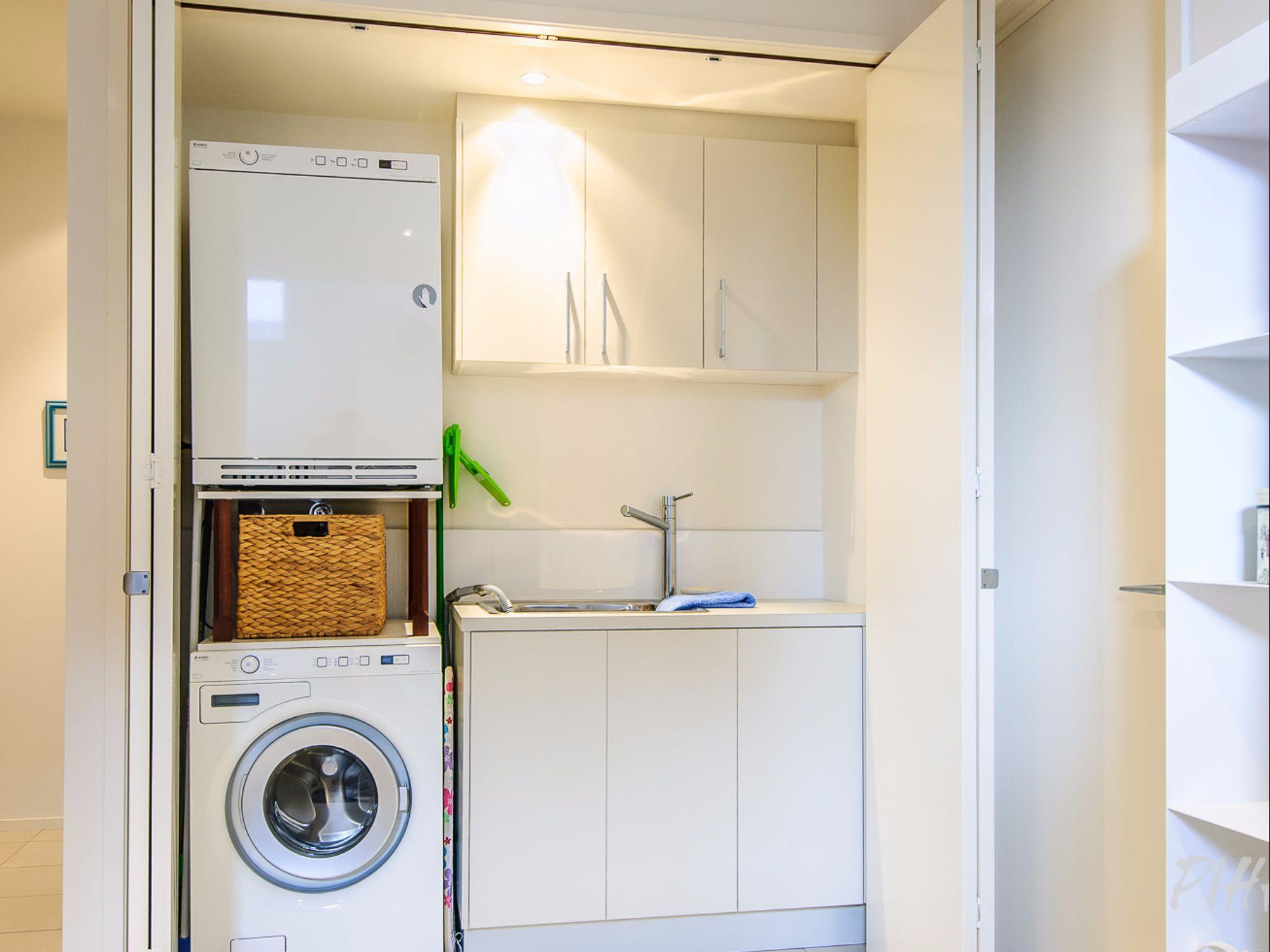 This photo about Smiths on Honolulu shared on HyHotel.com