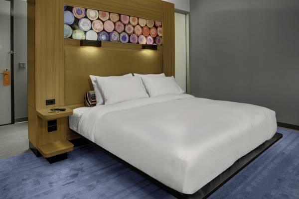 Aloft Austin at The Domain Aloft Austin at The Domain is perfectly located for both business and leisure guests in Austin (TX). The property offers a wide range of amenities and perks to ensure you have a great time. Service-mi