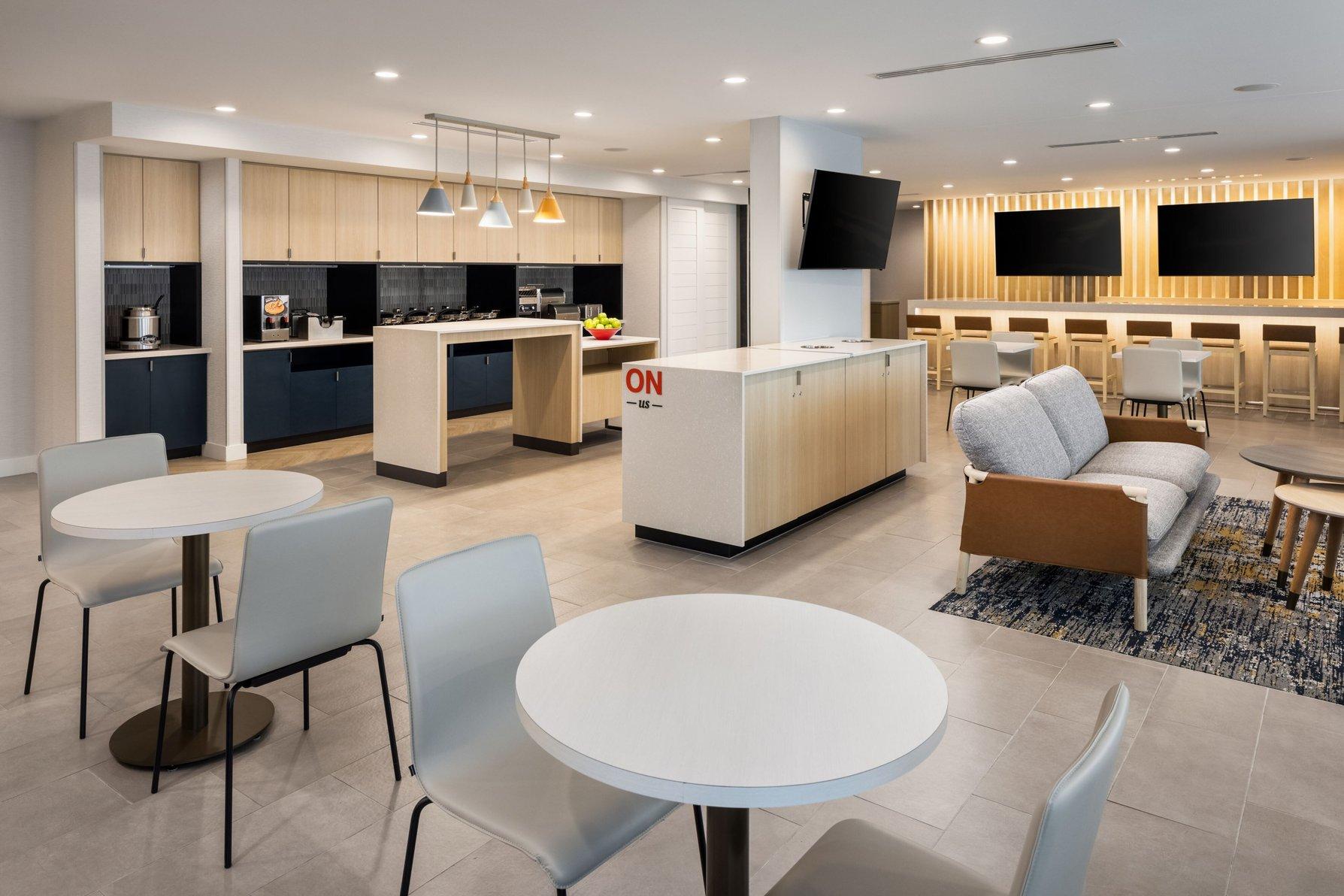 TownePlace Suites by Marriott West Kelowna Kelowna (BC) Canada