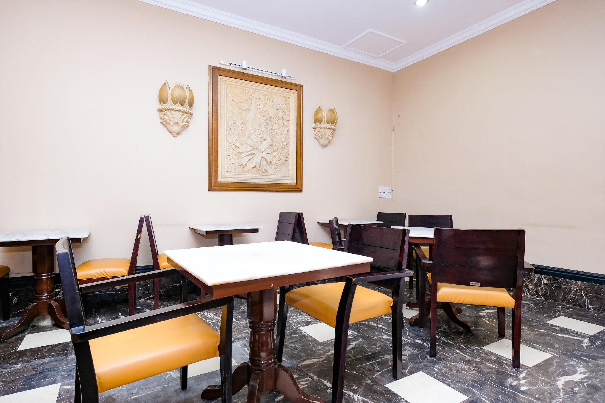 This photo about OYO Capital O 89695 Planters Hotel shared on HyHotel.com