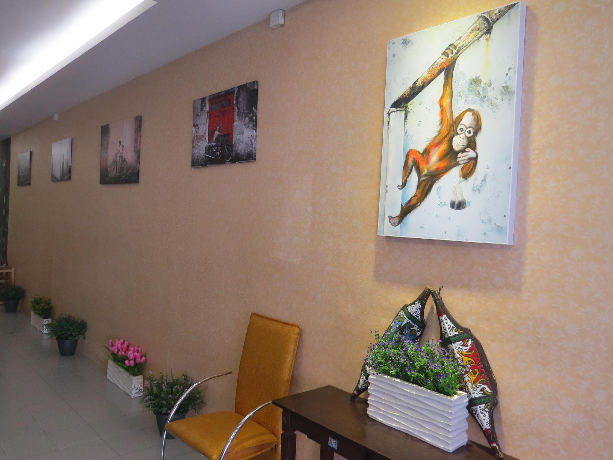 Super Rich Guest House Ideally located in the prime touristic area of Kuching City Center, Drop In Guest House promises a relaxing and wonderful visit. Both business travelers and tourists can enjoy the hotels facilities a