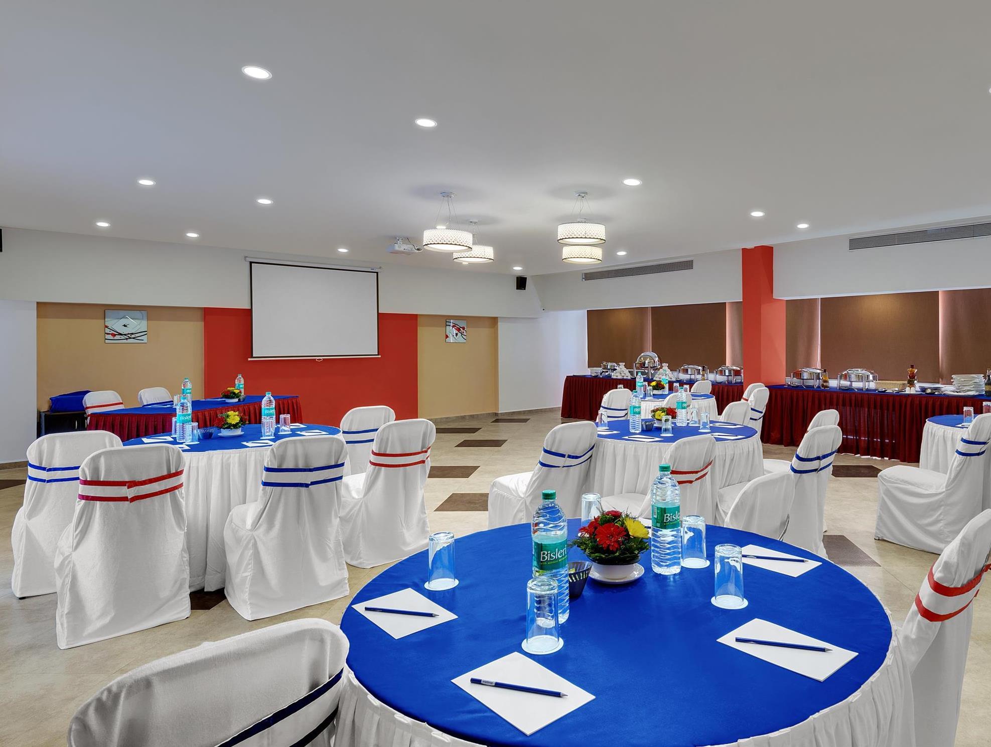 Best Western Alkapuri, Vadodara The 3-star Best Western Alkapuri, Vadodara offers comfort and convenience whether youre on business or holiday in Vadodara. The property offers a wide range of amenities and perks to ensure you have 