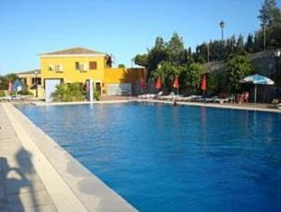 This photo about Camping Rural Presa La Vinuela shared on HyHotel.com