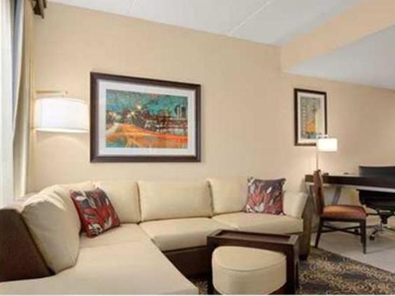 Embassy Suites Knoxville West Embassy Suites Knoxville West is conveniently located in the popular Knoxville Suburbs area. The hotel offers a high standard of service and amenities to suit the individual needs of all travelers. 24