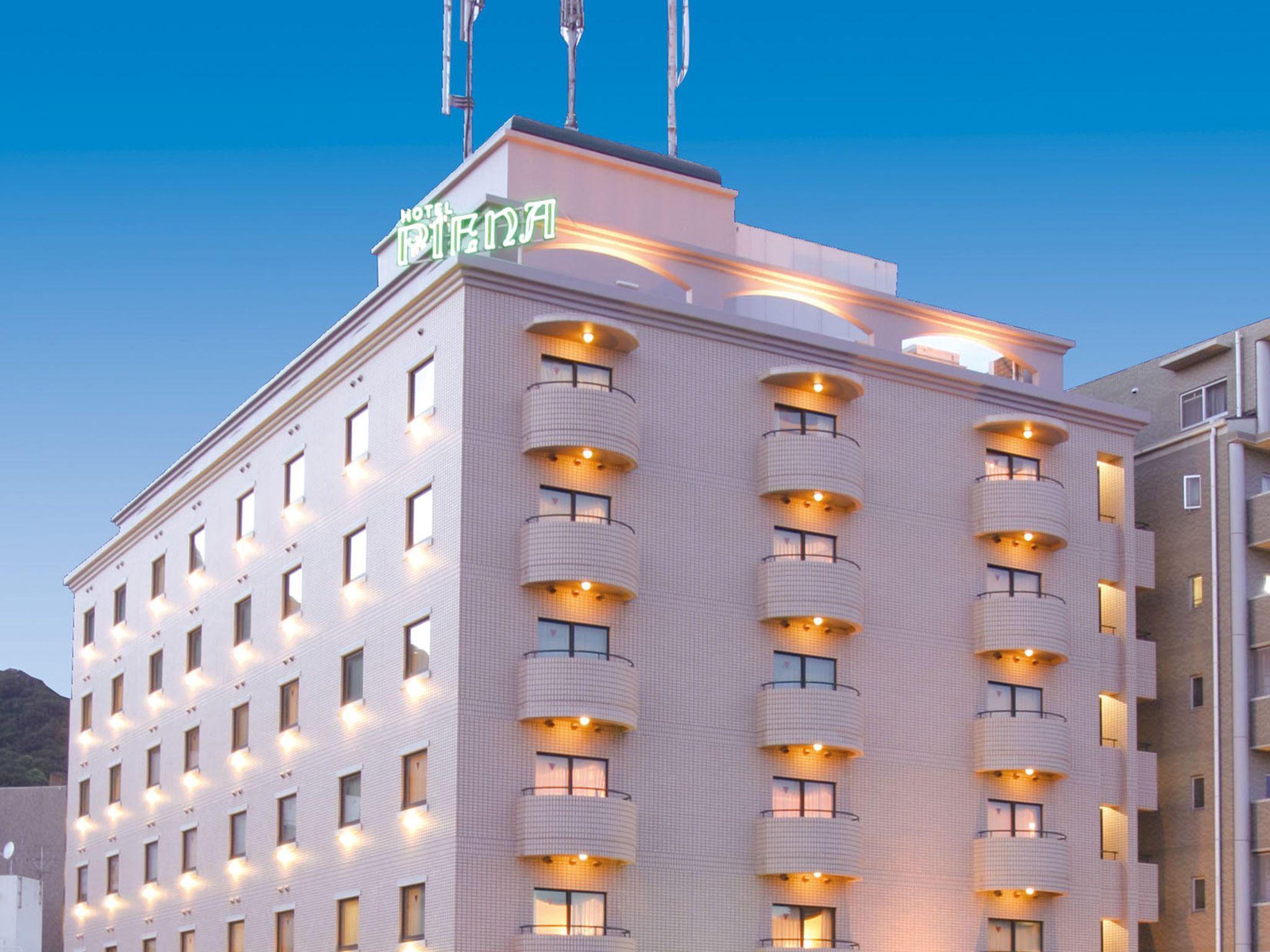 Hotel Piena Kobe Hotel Piena Kobe is conveniently located in the popular Bay Area area. The hotel offers a wide range of amenities and perks to ensure you have a great time. To be found at the hotel are free Wi-Fi in 