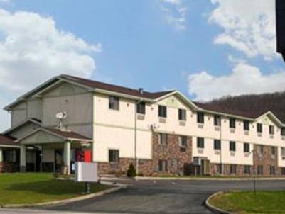 Super 8 By Wyndham Bedford Ideally located in the prime touristic area of Bedford, Americas Best Value Inn & Suites Bedford promises a relaxing and wonderful visit. Featuring a complete list of amenities, guests will find their