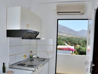This photo about Ikaros Studios shared on HyHotel.com