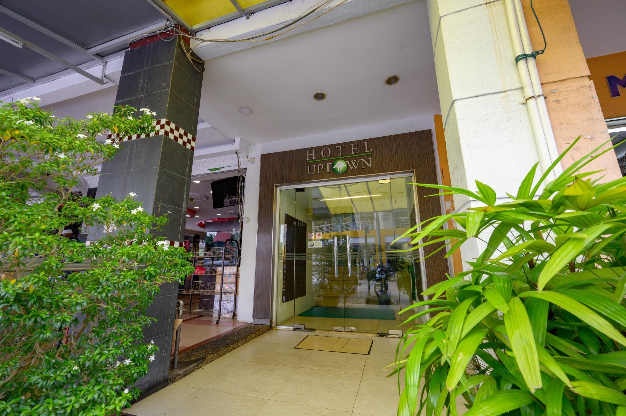 Uptown Hotel Kajang The 2-star Uptown Hotel Kajang offers comfort and convenience whether youre on business or holiday in Kuala Lumpur. The hotel offers a high standard of service and amenities to suit the individual ne