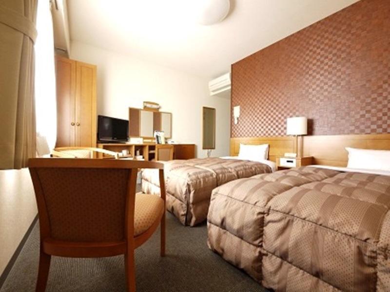 Hotel Route Inn Kitami Odori Nishi Set in a prime location of Kitami, Hotel Route Inn Kitami Odori Nishi puts everything the city has to offer just outside your doorstep. Offering a variety of facilities and services, the hotel provide