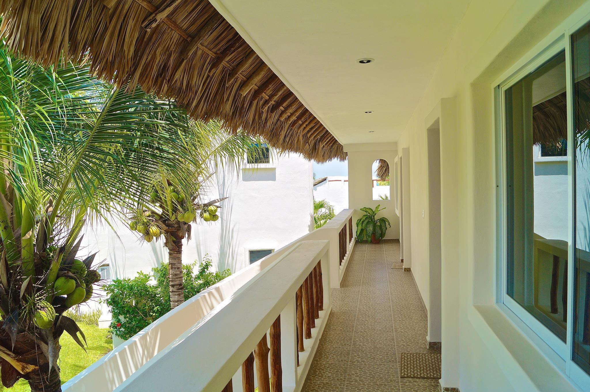 Hotel Puerto Holbox Set in a prime location of Holbox Island, Hotel Puerto Holbox puts everything the city has to offer just outside your doorstep. The property features a wide range of facilities to make your stay a ple