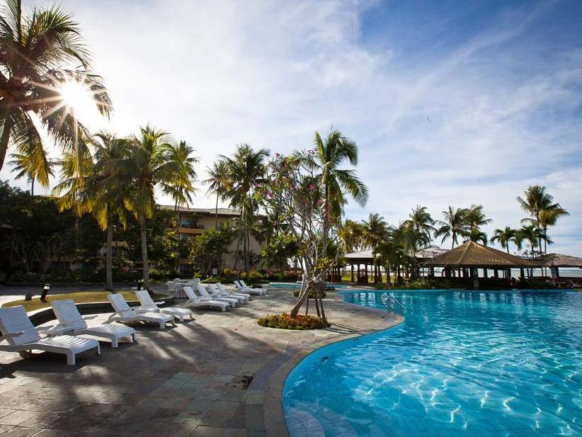 Palm Beach Resort & Spa Palm Beach Resort & Spa is perfectly located for both business and leisure guests in Labuan. The hotel offers guests a range of services and amenities designed to provide comfort and convenience. To b