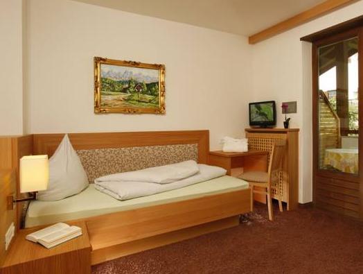 This photo about Hotel Paradies shared on HyHotel.com