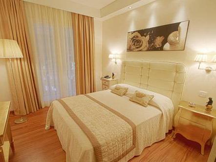 This photo about Hotel Hawaii shared on HyHotel.com