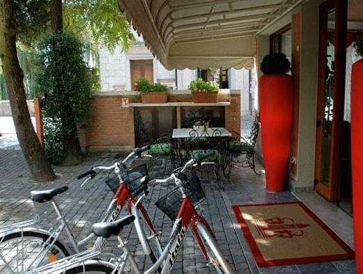 Hotel Spessotto Hotel Spessotto is a popular choice amongst travelers in Portogruaro, whether exploring or just passing through. Featuring a complete list of amenities, guests will find their stay at the property a c