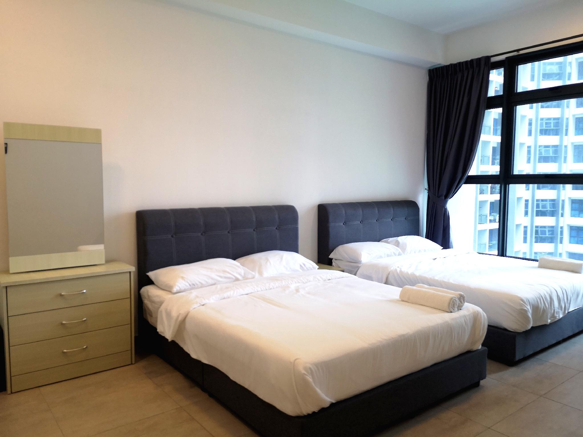Golden House-Pool View-6 Mins to Jonker Street