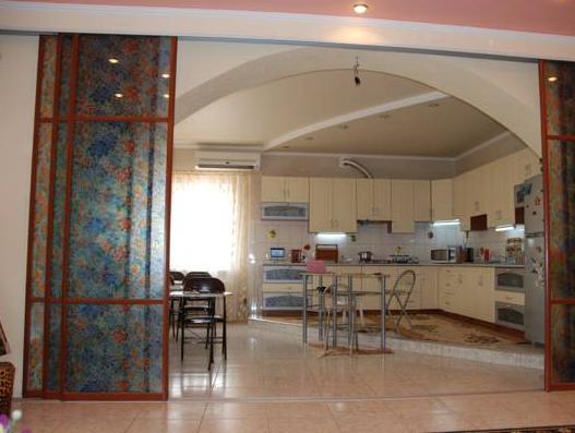 This photo about Vilari Mini Hotel near the beach shared on HyHotel.com