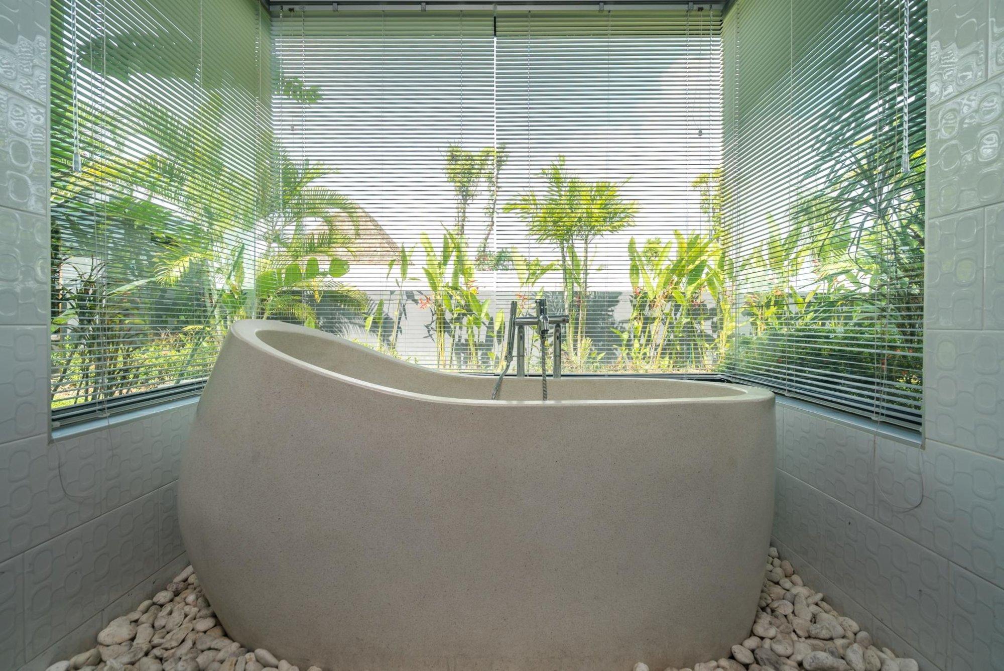 Diamond 273 - Modern 4 bedroom private pool in Bangtao
