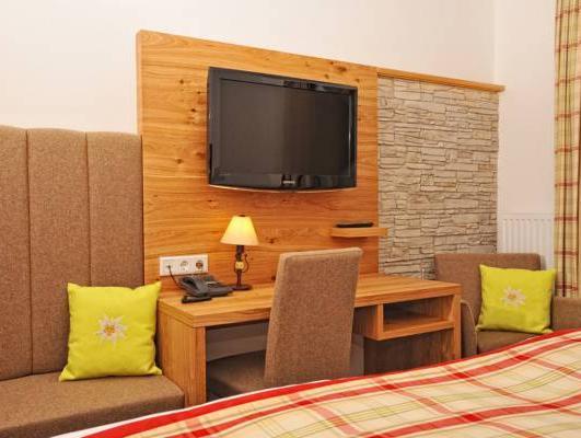 This photo about Hotel Barbarahof Saalbach shared on HyHotel.com