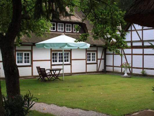 This photo about Aparthotel Garni Waldwiese shared on HyHotel.com