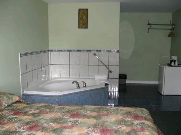 This photo about Perth Plaza Inn & Suites shared on HyHotel.com