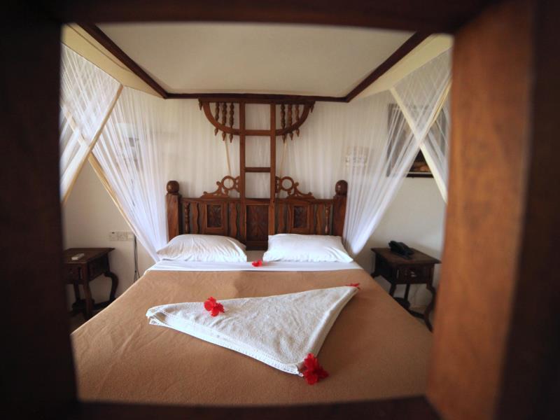 Langi Langi Beach Bungalows Located in Nungwi, Langi Langi Beach Bungalows is a perfect starting point from which to explore Zanzibar. The hotel has everything you need for a comfortable stay. Service-minded staff will welcome a