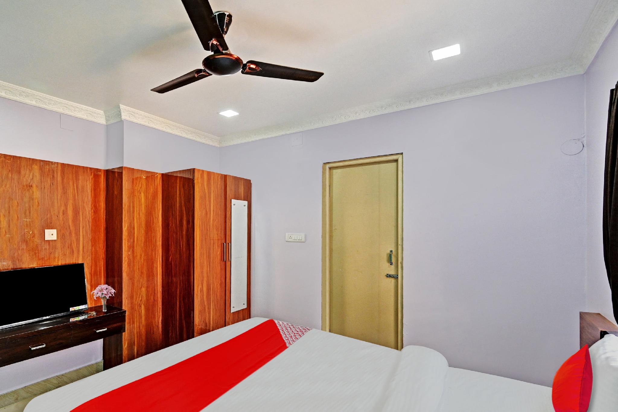 Slide image 1 for Super Hotel O Hi5 Days Inn Premium