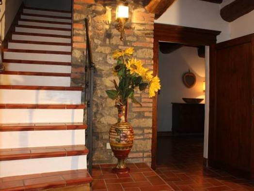 This photo about Villa La Nussa shared on HyHotel.com