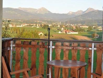 This photo about Studio de Vacances Philipona shared on HyHotel.com