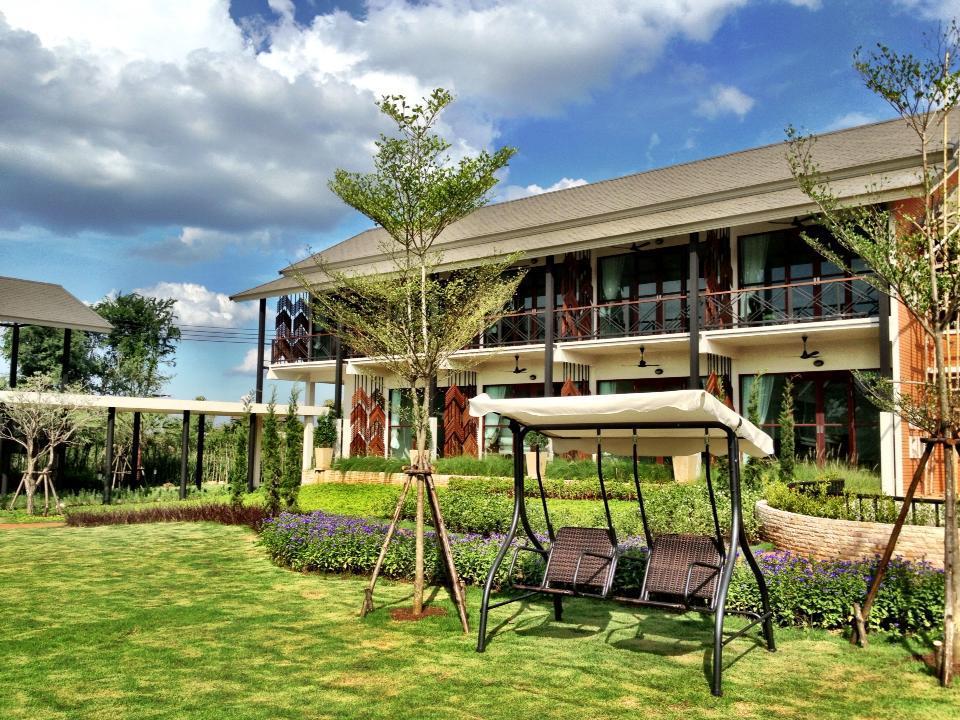 Ma Villa Ma Villa is conveniently located in the popular Khao Yai National Park area. The hotel offers a wide range of amenities and perks to ensure you have a great time. Service-minded staff will welcome and