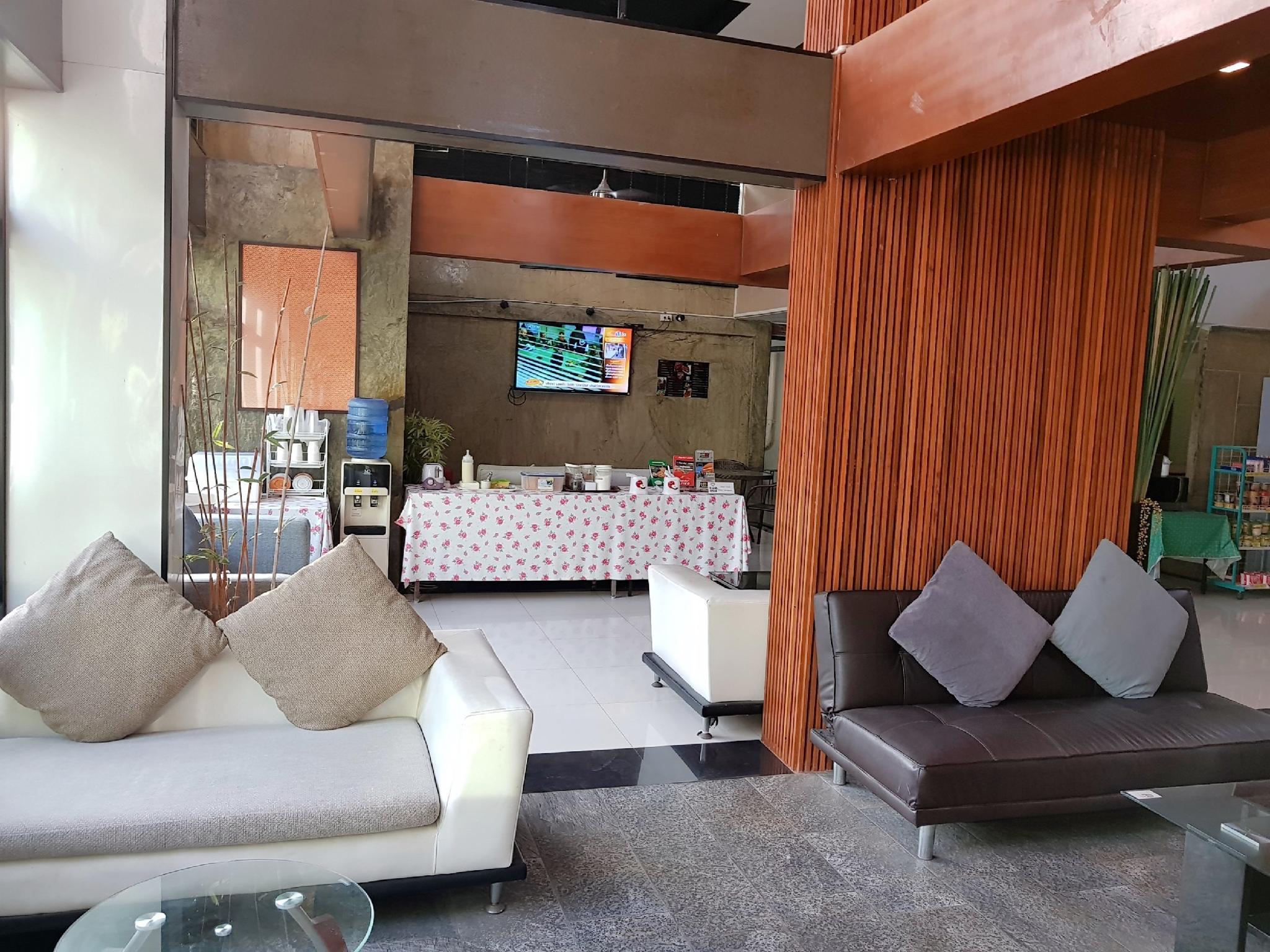 IZEN Budget Hotel & Residences IZEN Budget Hotel & Residences is a popular choice amongst travelers in Rayong, whether exploring or just passing through. The hotel offers a wide range of amenities and perks to ensure you have a gre