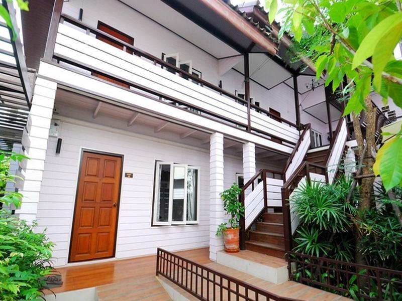 Thanicha Resort Thanicha Resort is perfectly located for both business and leisure guests in Amphawa (Samut Songkhram). The property features a wide range of facilities to make your stay a pleasant experience. Free W