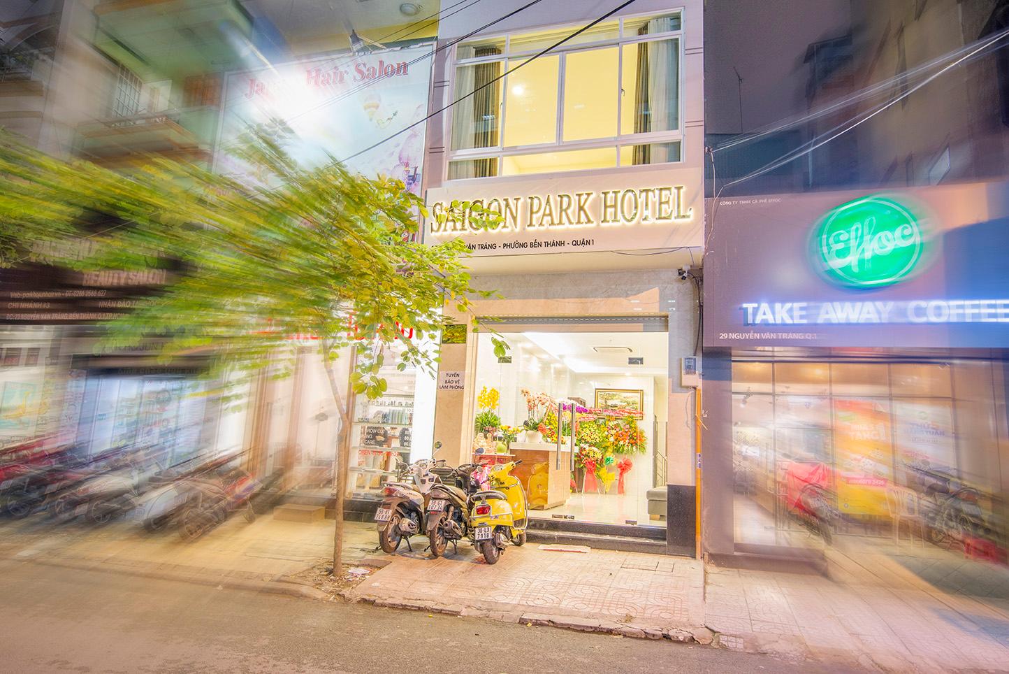 Saigon Park Hotel Set in a prime location of Ho Chi Minh City, Saigon Park Hotel puts everything the city has to offer just outside your doorstep. Both business travelers and tourists can enjoy the propertys facilitie