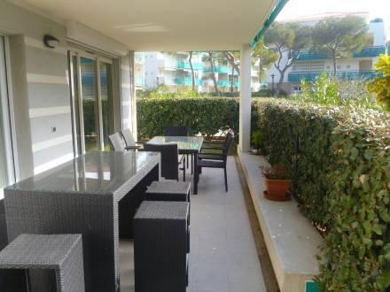 This photo about Apartment Les Jardins de Jade A shared on HyHotel.com