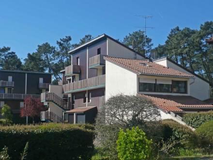 This photo about Apartment Port et golf.3 shared on HyHotel.com