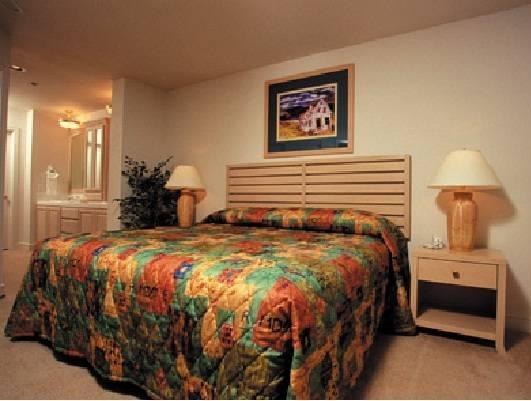 WorldMark Arrow Point Set in a prime location of Coeur DAlene (ID), WorldMark Arrow Point puts everything the city has to offer just outside your doorstep. The hotel offers guests a range of services and amenities designe