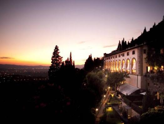 Villa San Michele, A Belmond Hotel, Florence Stop at Belmond Villa San Michele to discover the wonders of Florence. Featuring a complete list of amenities, guests will find their stay at the property a comfortable one. Facilities like free Wi-Fi