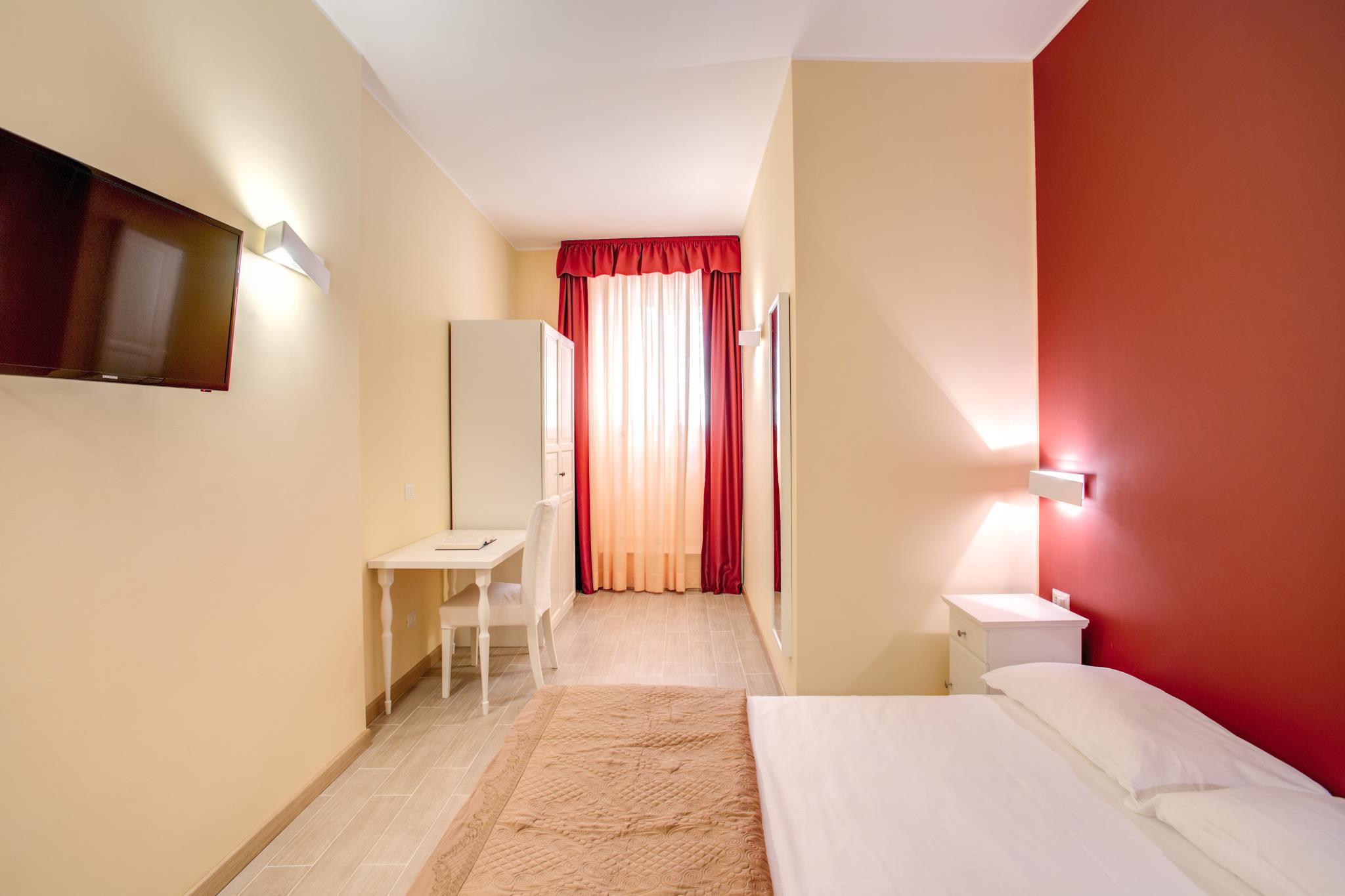 Top Floor Navona Top Floor Navona is perfectly located for both business and leisure guests in Rome. Both business travelers and tourists can enjoy the propertys facilities and services. Service-minded staff will wel