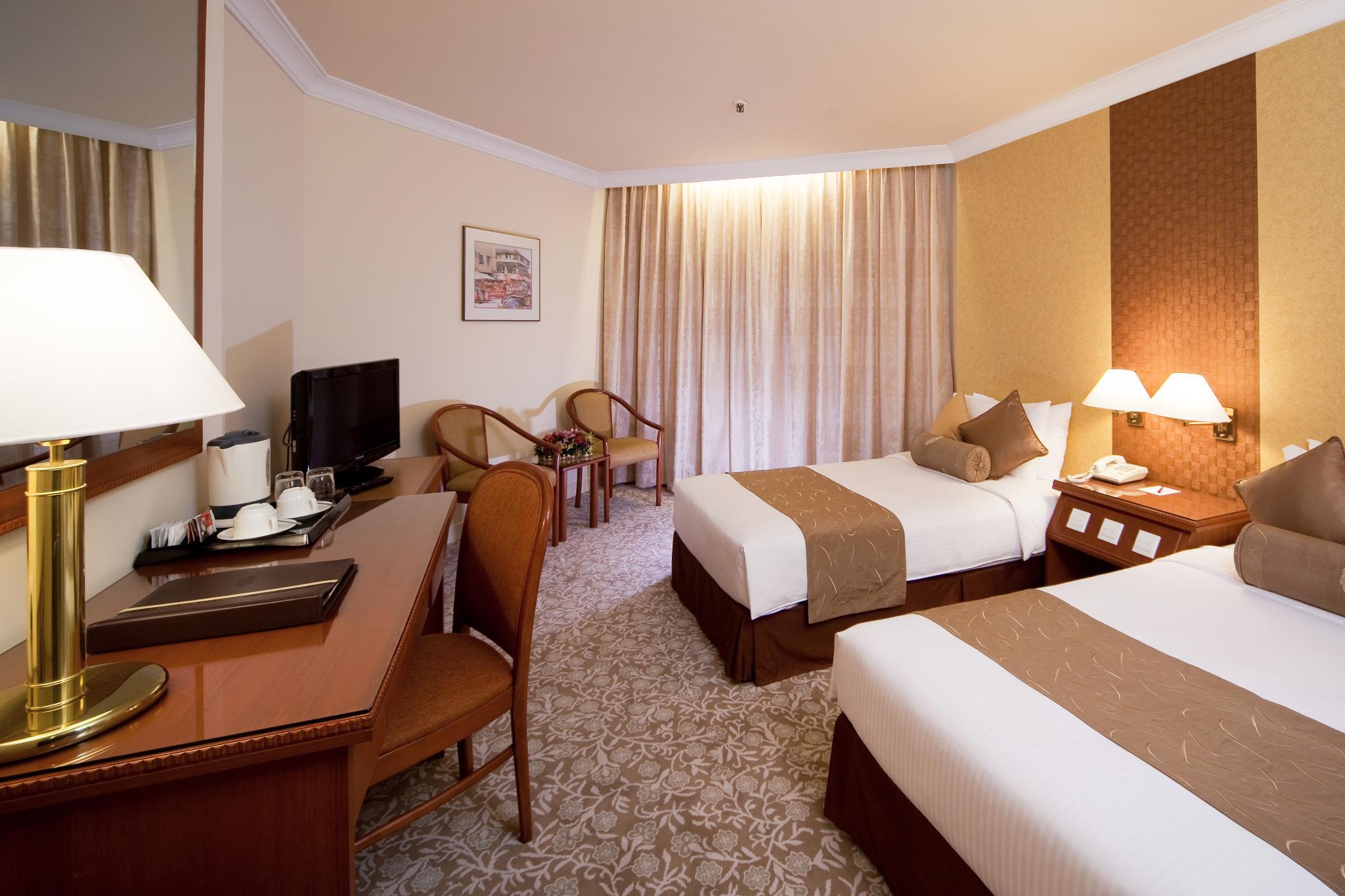 Hotel Miramar Singapore - SG Clean Certified Stop at Hotel Miramar Singapore to discover the wonders of Singapore. The hotel offers a high standard of service and amenities to suit the individual needs of all travelers. Service-minded staff will