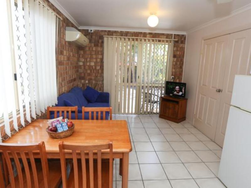 Central Studio Accommodation The 4-star Xenia Central Studio Accommodation offers comfort and convenience whether youre on business or holiday in Gladstone. The hotel offers a wide range of amenities and perks to ensure you have