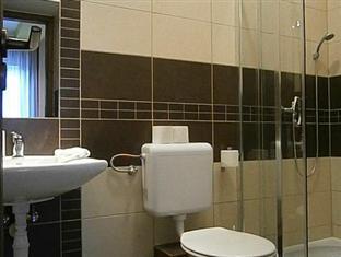 This photo about Ven Diofa Panzio shared on HyHotel.com