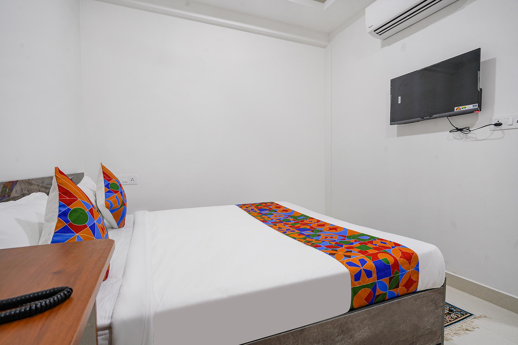 FabHotel Rooms 27 - HITECH CITY - Gallery image 3