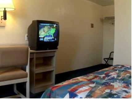 Motel 6-Blythe, CA Set in a prime location of Blythe (CA), Motel 6 Blythe puts everything the city has to offer just outside your doorstep. The hotel offers guests a range of services and amenities designed to provide c