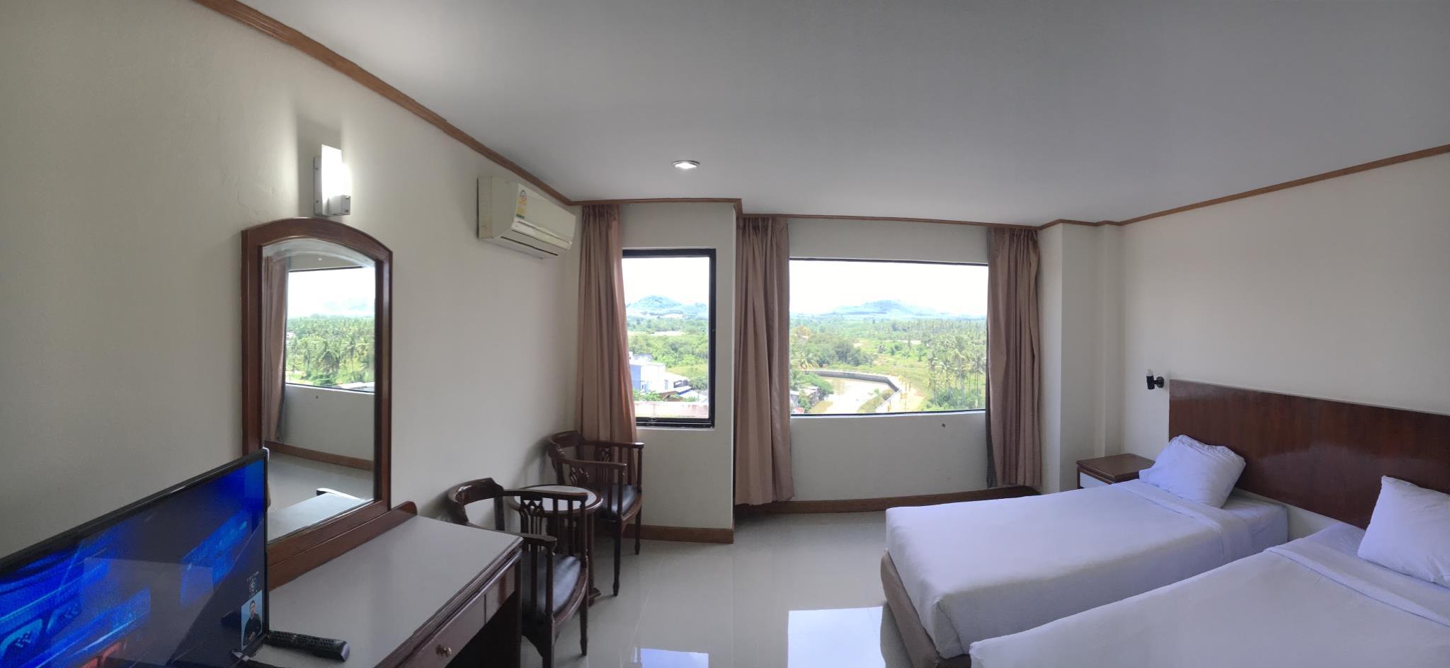 Sinkiat Thani Hotel Sinkiat Thani Hotel is a popular choice amongst travelers in Satun, whether exploring or just passing through. The property offers guests a range of services and amenities designed to provide comfort 