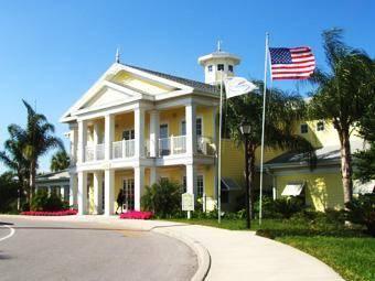 Bahama Bay Resort - Near Disney The 3-star Bahama Bay Resort by Wyndham Vacation Rentals offers comfort and convenience whether youre on business or holiday in Kissimmee (FL). The hotel offers a high standard of service and ameniti