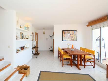 This photo about Apartment Edificio l'Olivar II shared on HyHotel.com