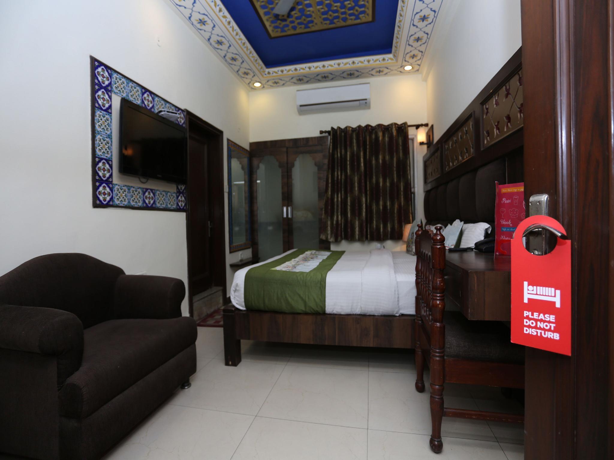 This photo about OYO 601 Hotel Shalimar shared on HyHotel.com