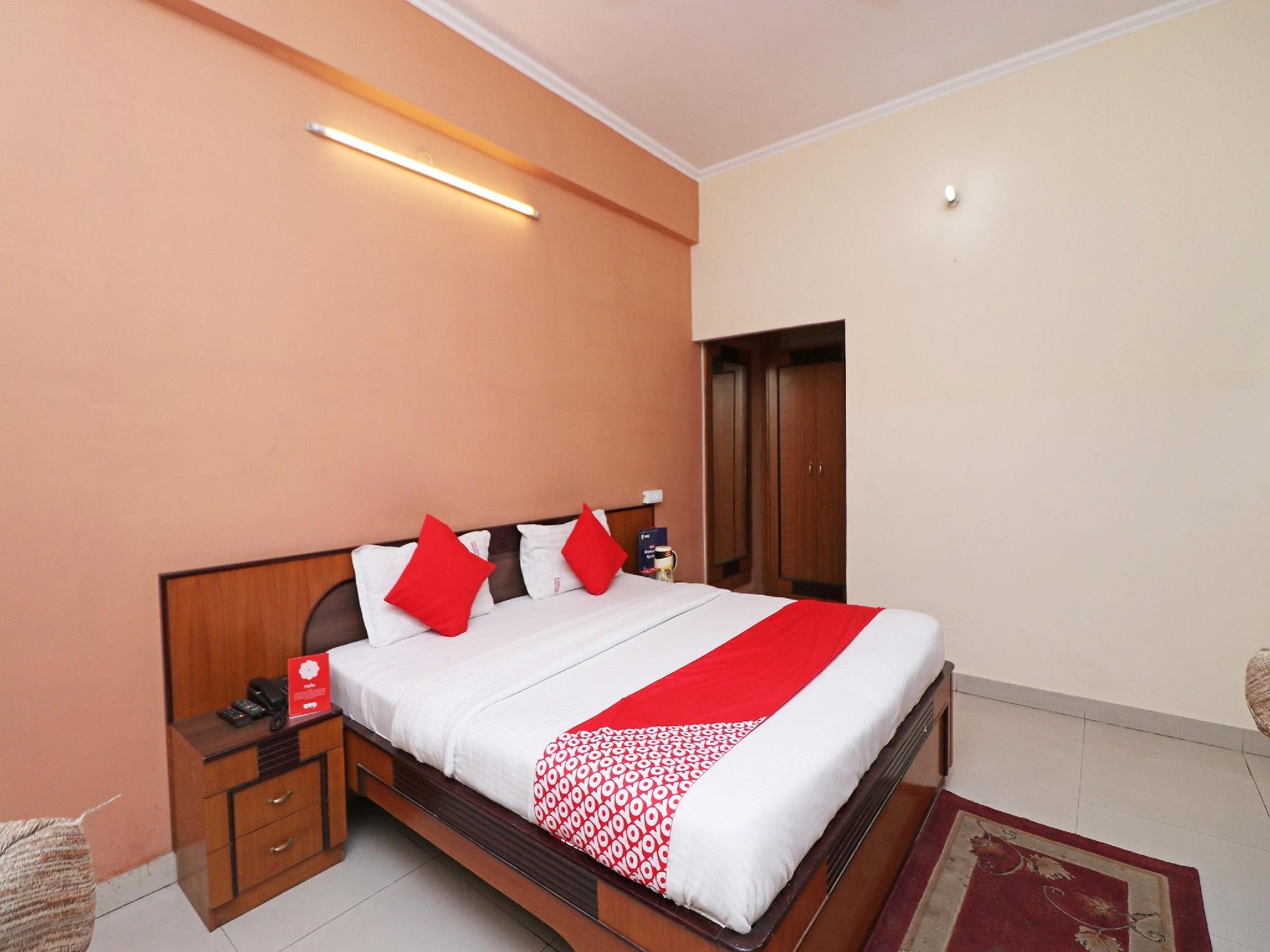 This photo about OYO 7769 Hotel Atithi shared on HyHotel.com