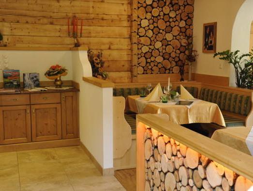 This photo about Hotel Hauserl im Wald shared on HyHotel.com